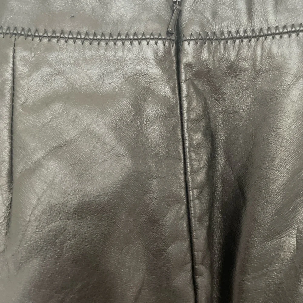 GAP Black Leather Skirt - Picture 4 of 6